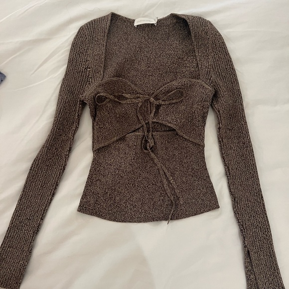 Jonathan Simkhai long sleeve top! Worn once and is in excellent condition - Picture 1 of 4